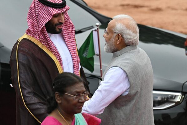 Gulf States Step In as India-Pakistan Conflict Escalates