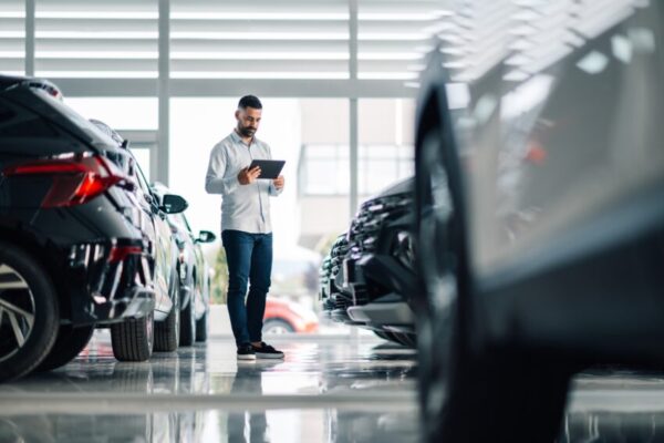 British drivers send ‘clear signal’ in supporting electric cars as petrol and diesel sales nosedive