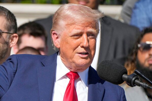 Federal judge blocks Trump from closing agencies