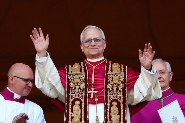 How to congratulate, celebrate Pope Leo XIV in Italian