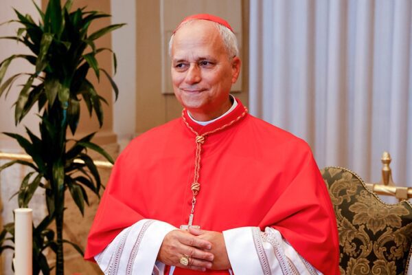 Pope Leo XIV boasts World Series appearance and Knicks interest