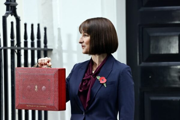 Business confidence hits highest level since October budget as Trump delays tariffs